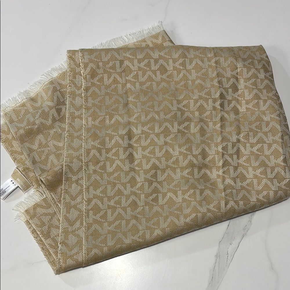 Michael Kors scarf